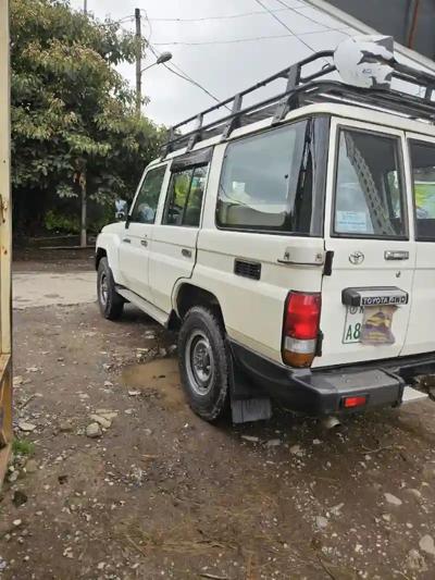2019 Toyota Landcruiser mark 2