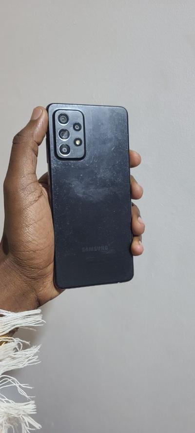 Samsung A52