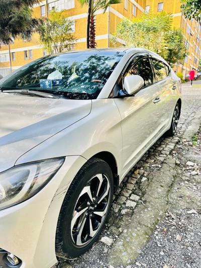 Hyundai Elntra For Sale