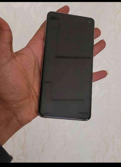 Samsung S10