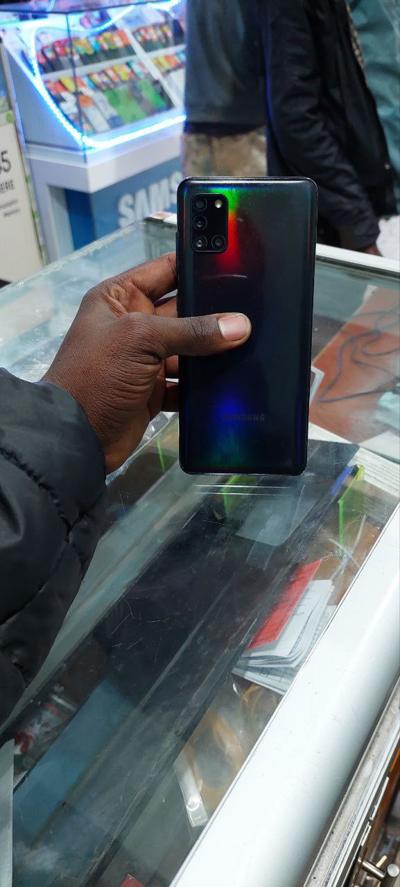 Samsung A31
