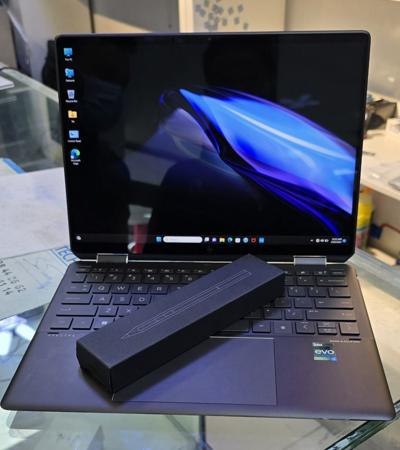 Hp spectre core i7 13th gen, X360 rotate