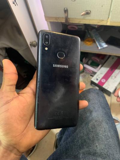 Samsung A10s