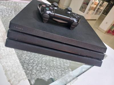 PS4 PRO