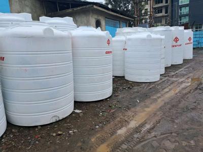 ROTO   GEEPEE PLASTIC WATER TANKER  ROTO TANKER