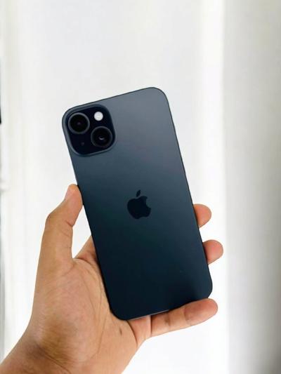 iPhone 15 Plus