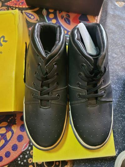 Kids shoes
