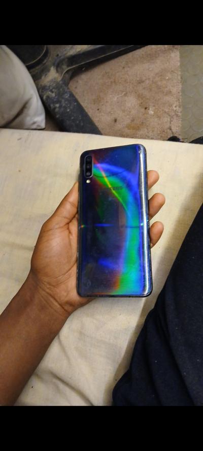 Samsung A70