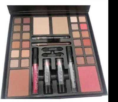 Pink key makeup