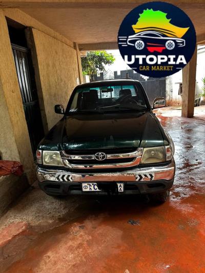 Hilux kin cap