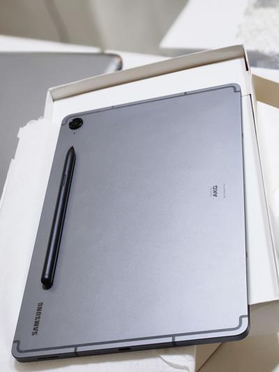 ✅Samsung Galaxy Tab S9 5G
📌 storage 128GB
💫 ram 6gb
📌