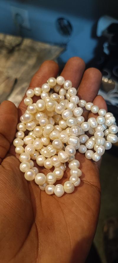 pearl necklace