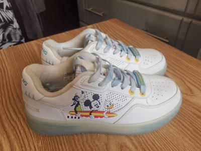 Li-ning brand