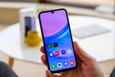 Galaxy A15 128gb by 8 ram