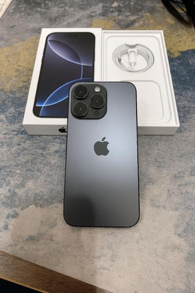 iPhone 16 pro max