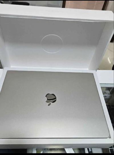 Macbook air M2