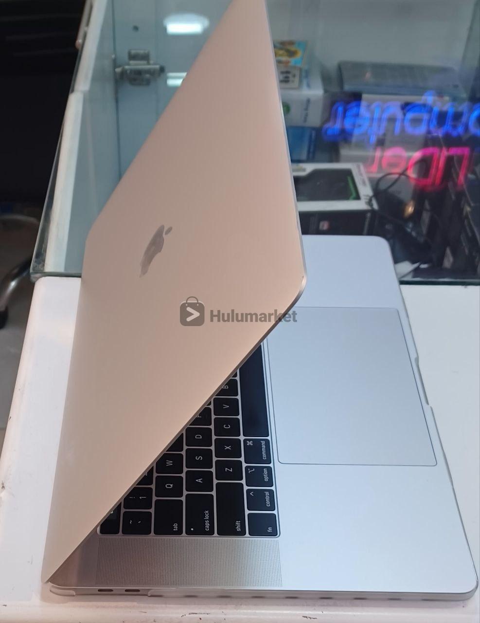 👨‍💻macbook Pro (15-inch,2018) 4gb Dedicated Graphics