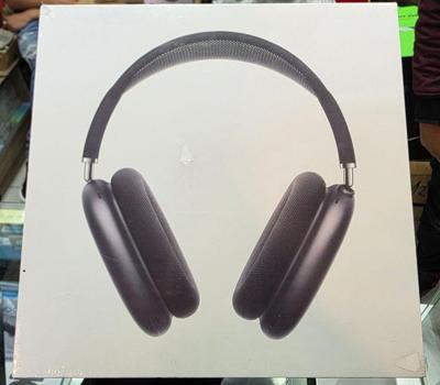 Apple AirPods Max - The Ultimate Audio Experience!