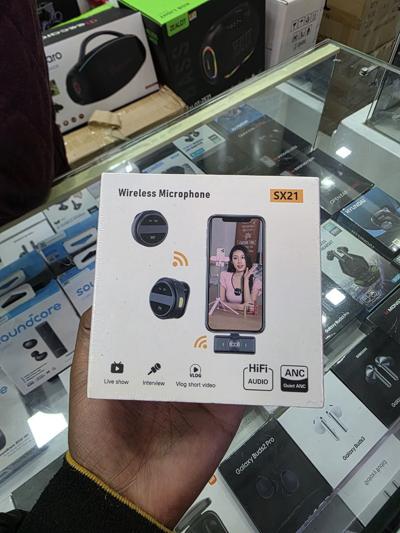 SX21 Wireless Microphone - Your On-the-Go Audio Solution!