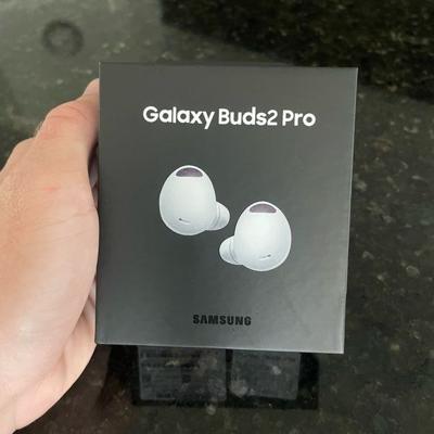 Samsung Galaxy Buds2 Pro 7.000 ሺ የነበረው በ 5.999 ብር ብቻ የአዲስ አመት ስጦታ