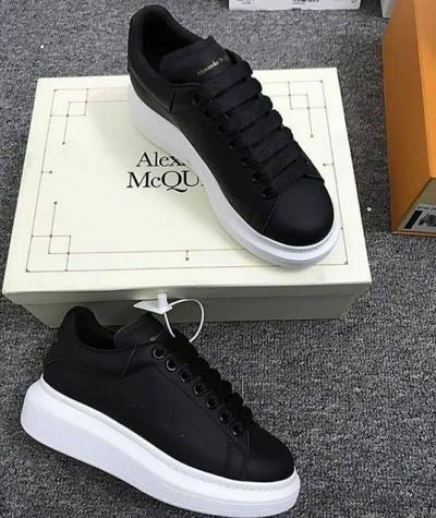 ✅ALEXANDER MCQUEEN