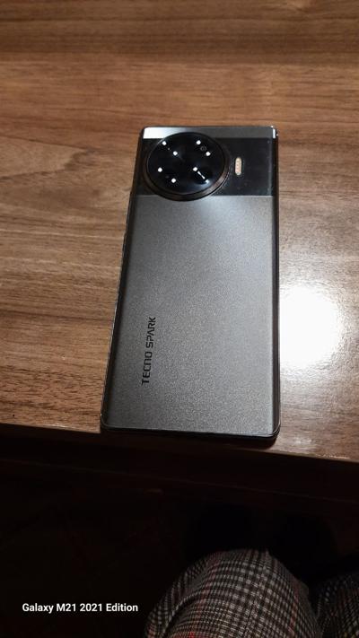 Tecno spark 20 pro plus