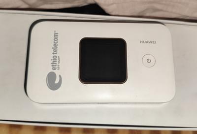 Huawei E5785 4G potable Router