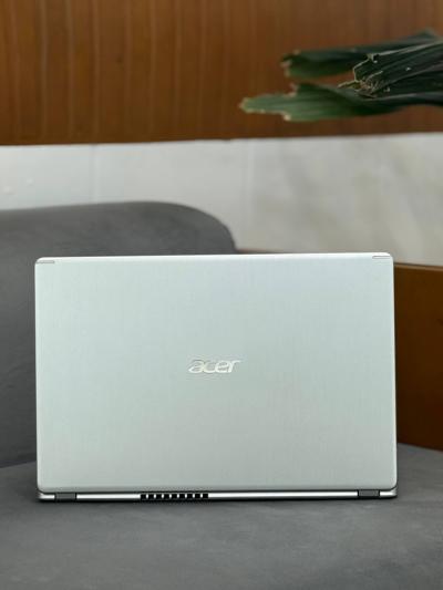 Acer Aspire 5